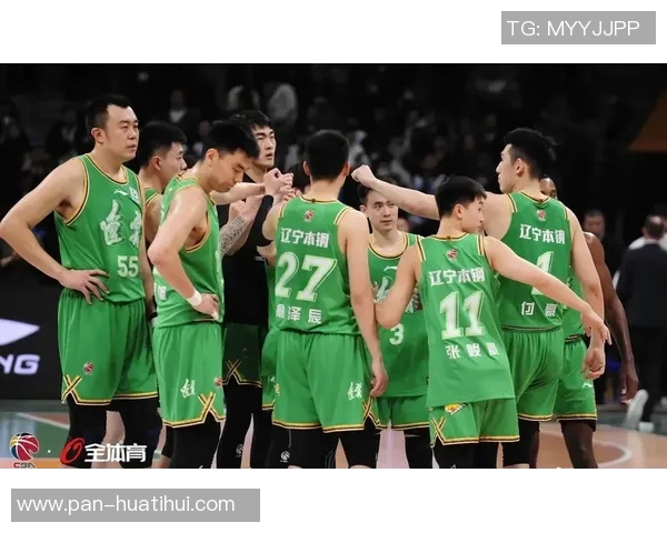 辽宁迎来最佳卫冕机会放眼四强已无对手？描述：随着本赛季的逐渐深入，辽宁男篮球队展现出空前的强大实力，逐步逼近冠军宝座。本文将深入探讨辽宁此次夺冠的有利条件与潜在优势，分析球队的核心竞争力，为何他们有望在本赛季实现史诗般的卫冕奇迹。关键词：辽宁男篮、卫冕、篮球冠军、四强无敌、球队分析、夺冠机会